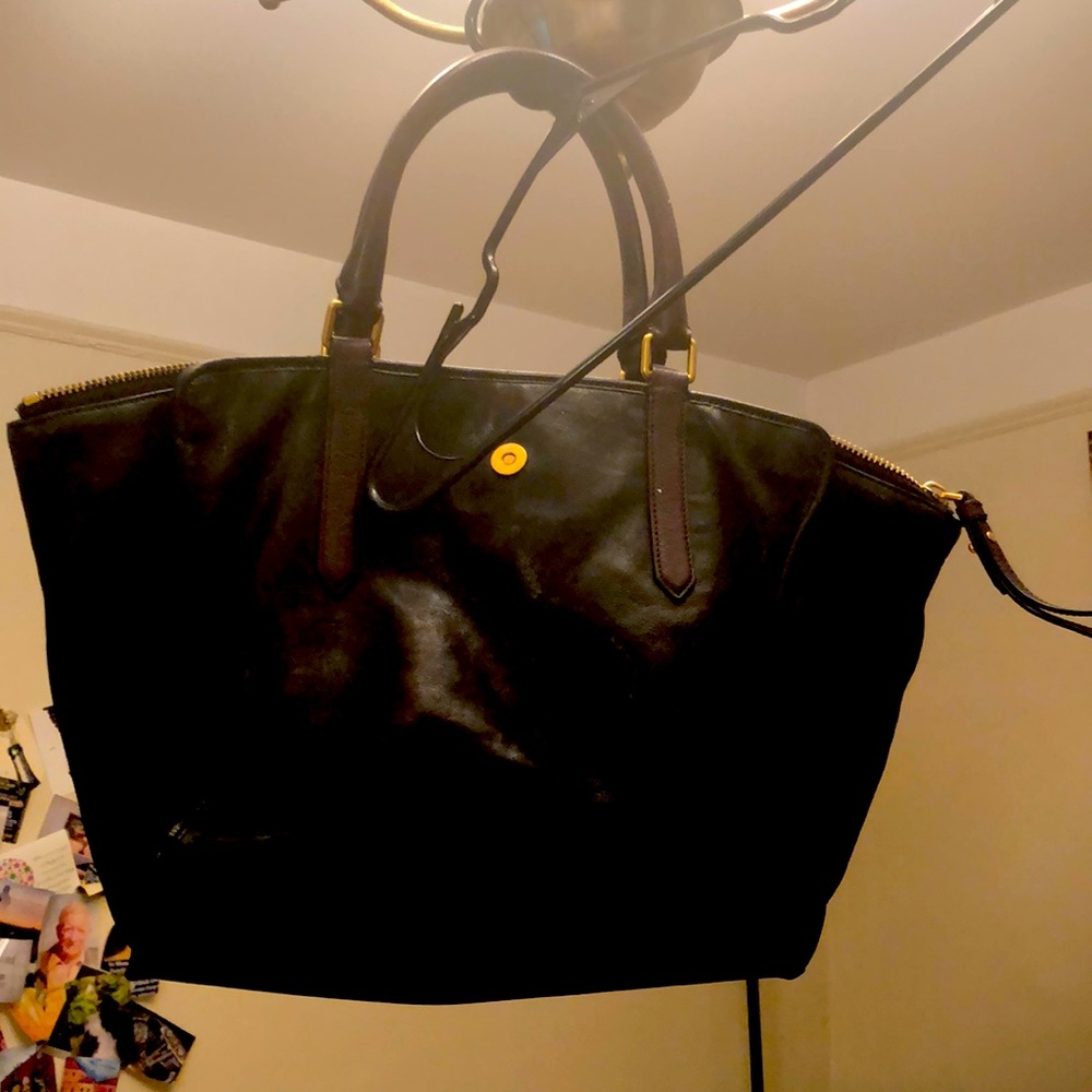 Ladies …. Fully leather  bag. Hardly used